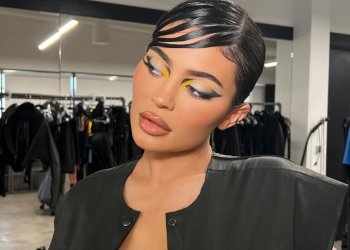 Kylie Jenner: Δες το 80’s twist στα μαλλιά της