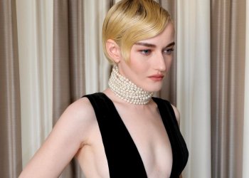 Julia Garner: Στο LAMCA Art and Film Gala με retro beauty look