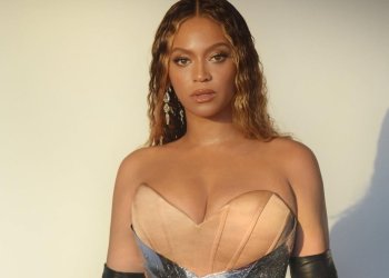 Ο hairstylist της Beyonce αποκαλύπτει το πραγματικό μήκος των μαλλιών της