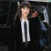 Dakota Johnson: Στο fashion show του οίκου Gucci με σέξι-σοφιστικέ make up look