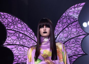 Rodarte F/W 2023: Αποθεώνει το gothic look αφήνοντας στην άκρη τις minimal τάσεις