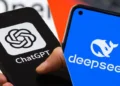 DeepSeek: Τι είναι και πώς λειτουργεί – Οσα πρέπει να γνωρίζουμε