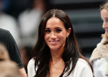 H Meghan Markle και η Billie Eilish έκαναν πραγματικότητα το όνειρο μιας έφηβης