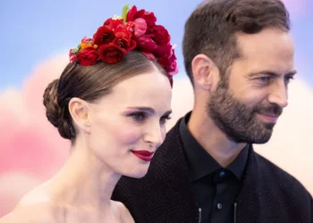 Natalie Portman: Σε σχέση με τον Γάλλο μουσικό Tanguy Destable