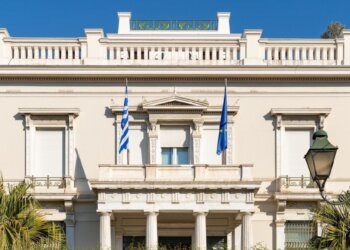 Ανακαλύπτοντας την καλλιτεχνική σκηνή της Αθήνας: Οι εκθέσεις που δεν πρέπει να χάσουμε