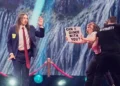 Οι εμφανίσεις του Α’ Ημιτελικού της Eurovision που έγιναν viral και τα επικά σχόλια για τα φαβορί